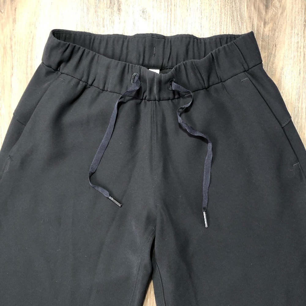 Lululemon On The Fly Pants - Picture 12 of 14
